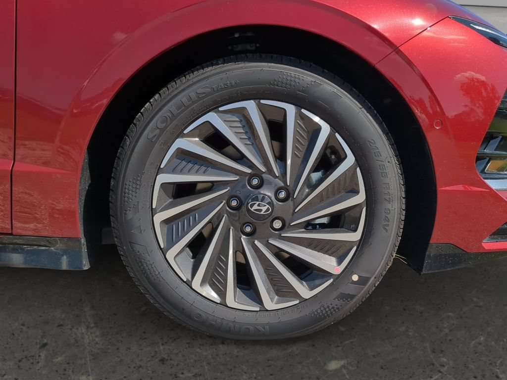 New 2025 Hyundai Sonata Limited FWD image 14
