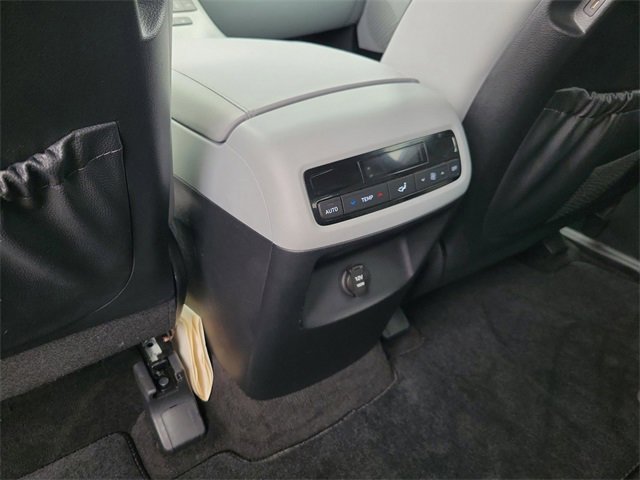 Used 2025 Hyundai Palisade SEL image 11