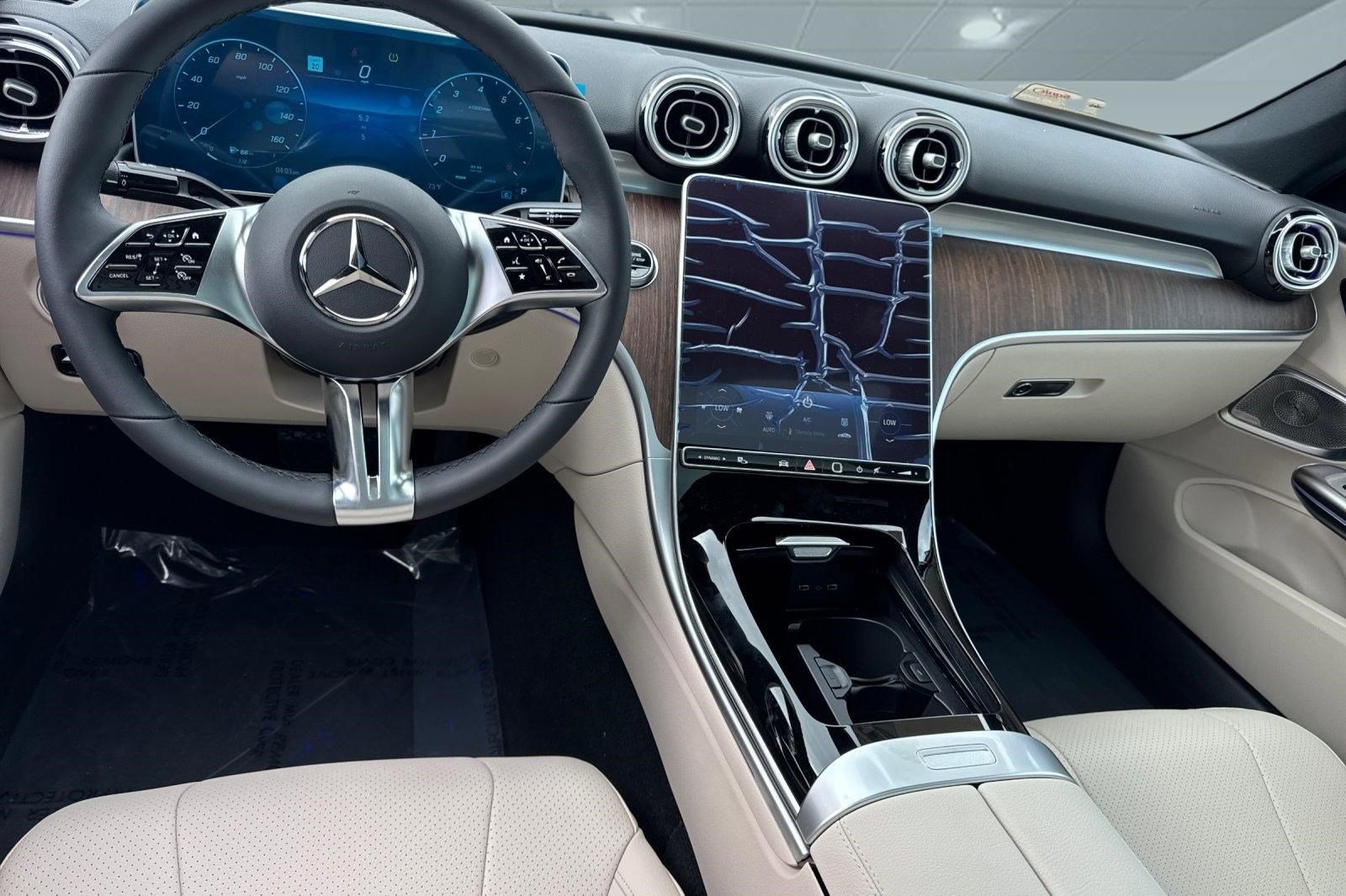 New 2026 Mercedes-Benz CLE 300 4MATIC Coupe image 4