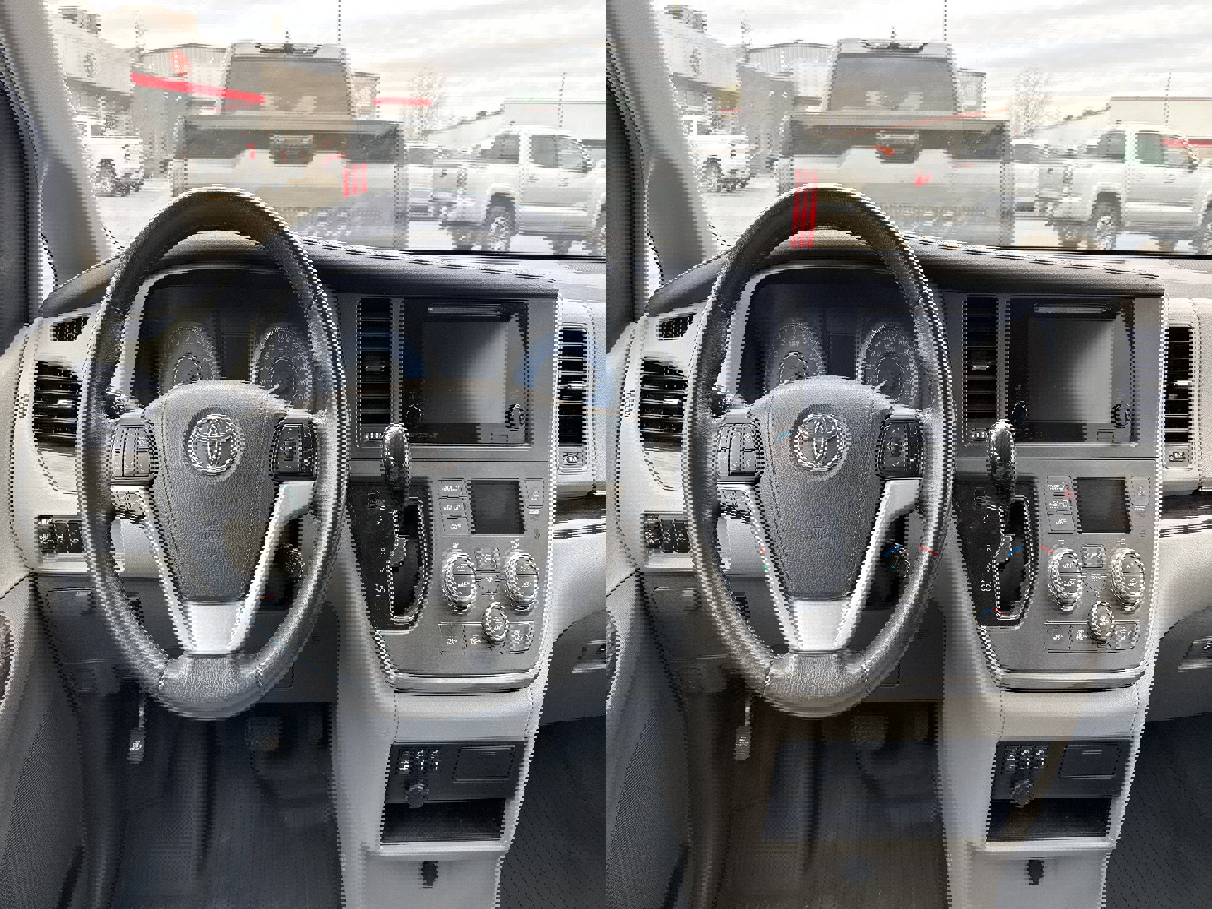 Certified 2017 Toyota Sienna XLE image 13