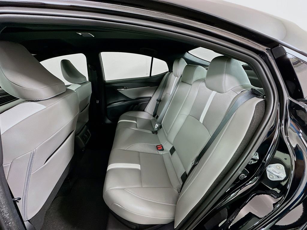 Certified 2025 Toyota Camry SE image 24
