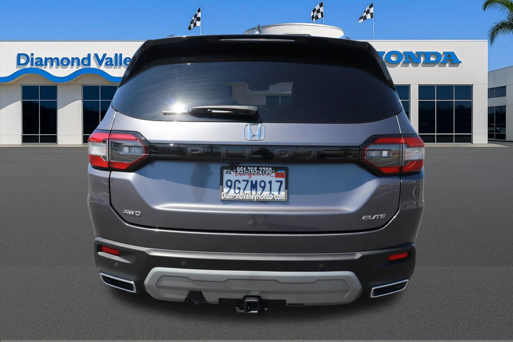 Used 2023 Honda Pilot Elite image 5