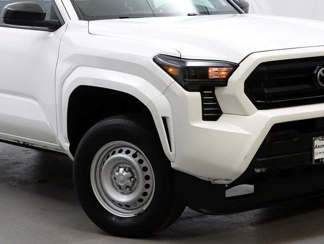 Used 2024 Toyota Tacoma SR image 3