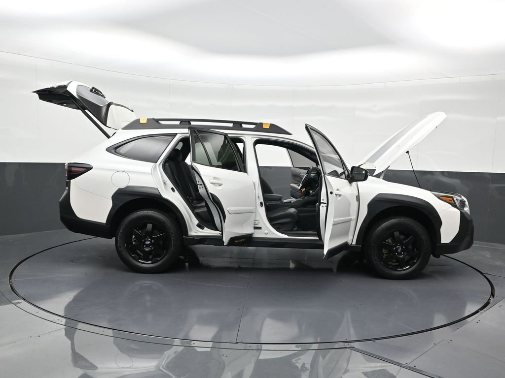 Used 2022 Subaru Outback Wilderness image 33