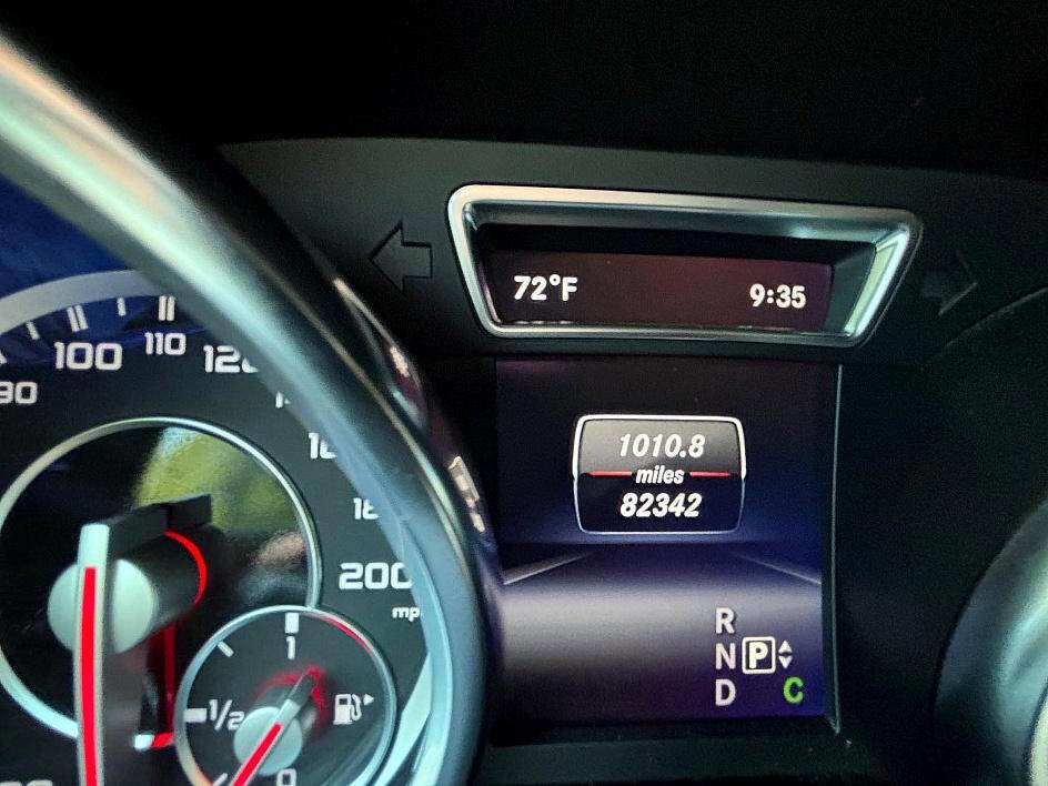 Used 2015 Mercedes-Benz ML 63 AMG 4MATIC image 24