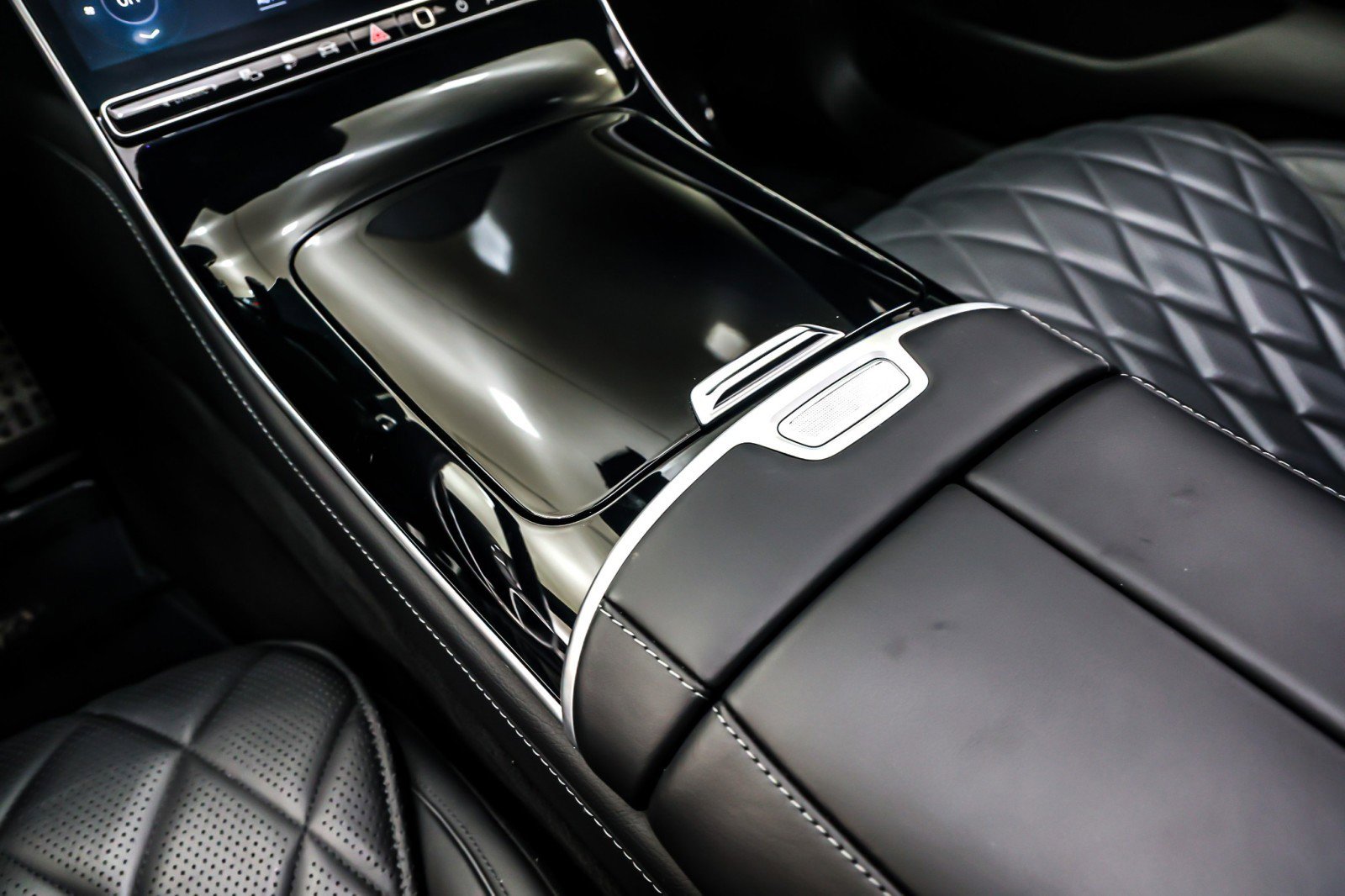 Used 2023 Mercedes-Benz S 580e 4MATIC Sedan image 7