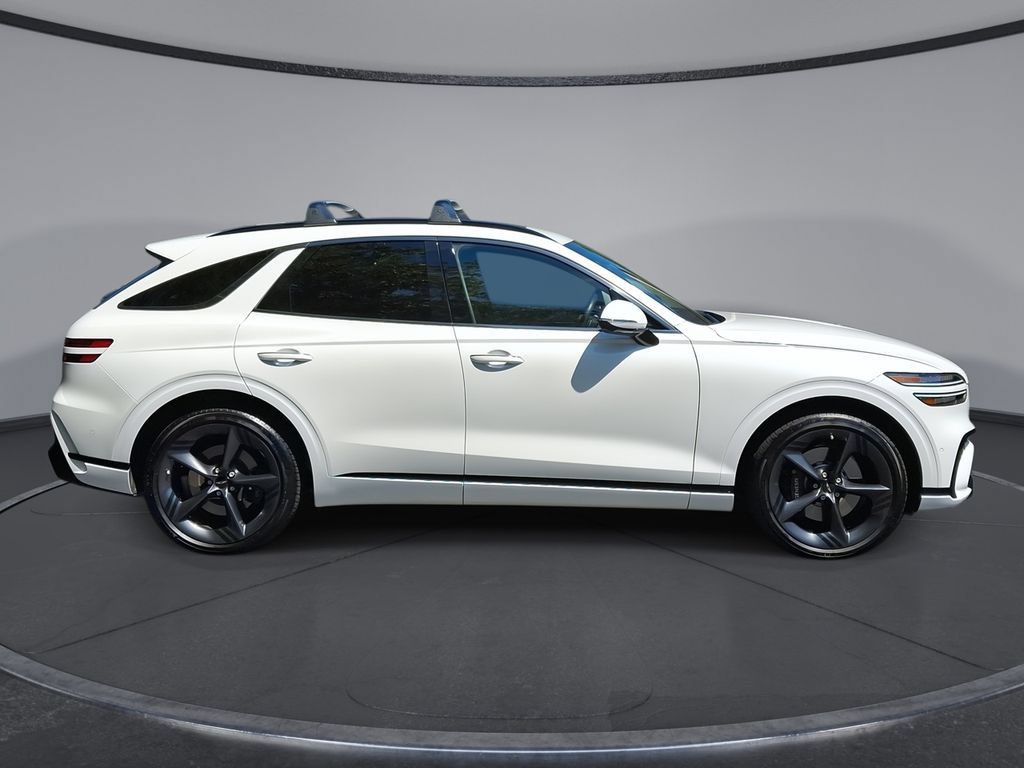 Certified 2026 Genesis GV70 2.5T Sport Prestige AWD/4WD image 32