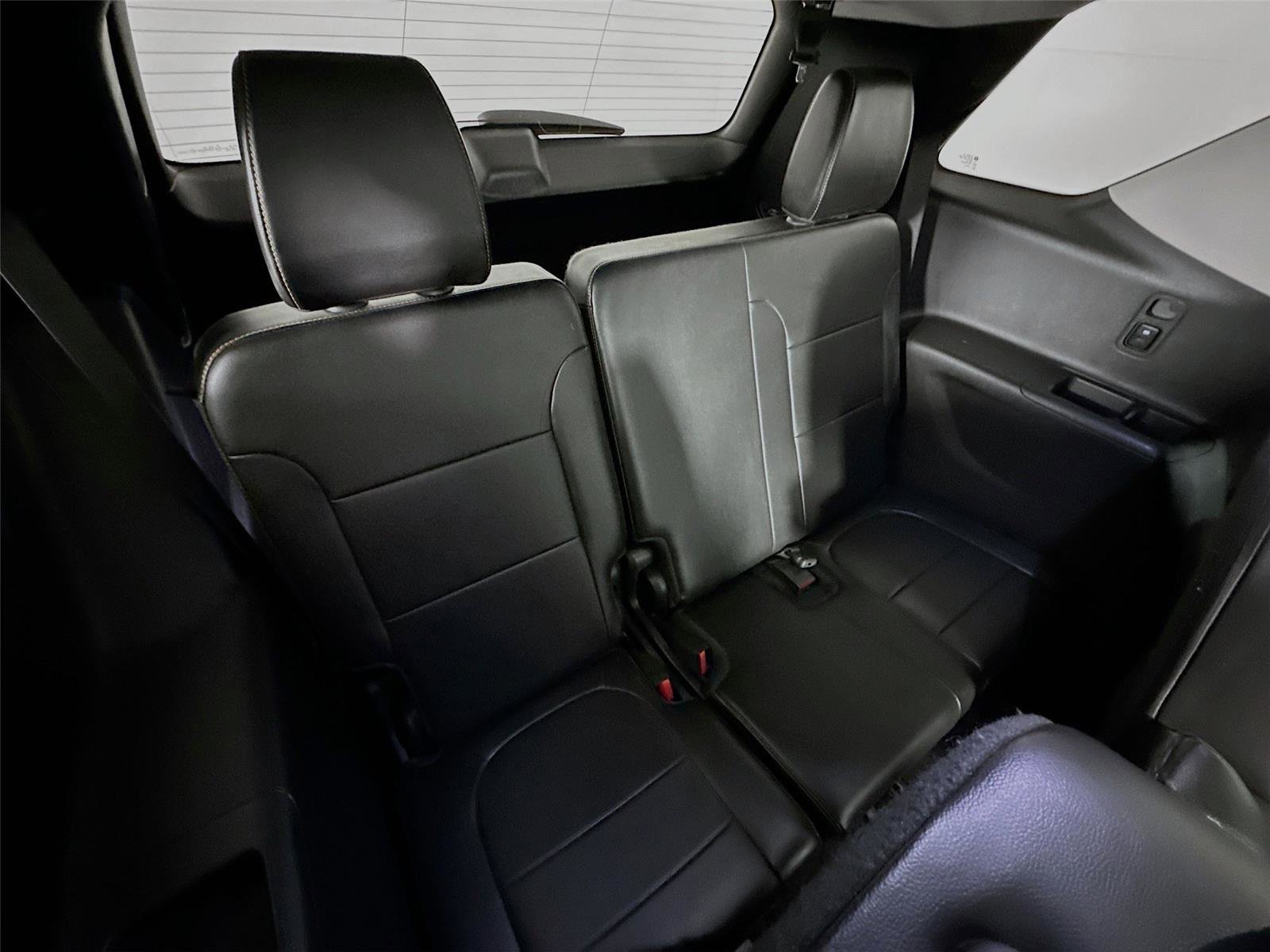 Used 2018 Chevrolet Traverse LT image 31