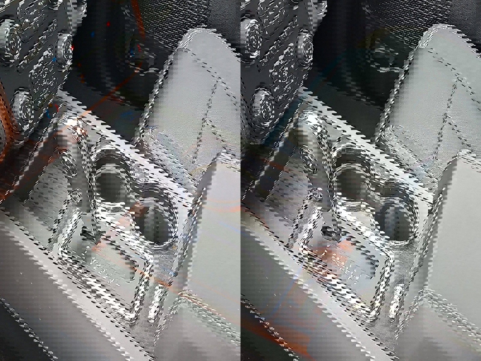 Used 2015 Ford Expedition Platinum image 20