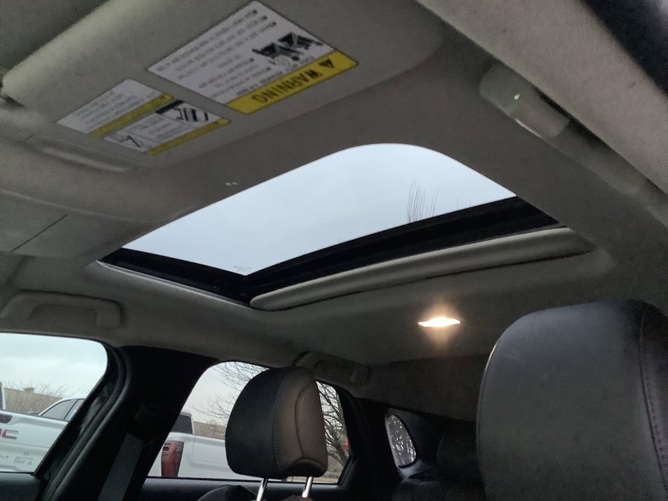 Used 2022 MAZDA CX-30 AWD 2.5 S w/ Premium Package image 25