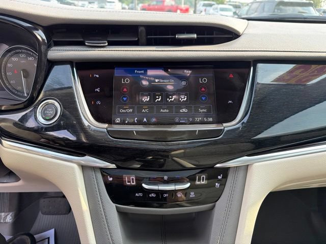 Certified 2025 Cadillac XT6 Premium Luxury w/ Technology Package AWD/4WD image 20