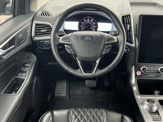 Used 2024 Ford Edge Titanium AWD/4WD image 17