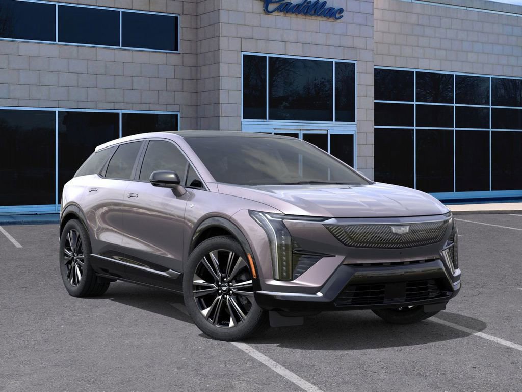 New 2026 Cadillac Optiq Luxury 2 image 7