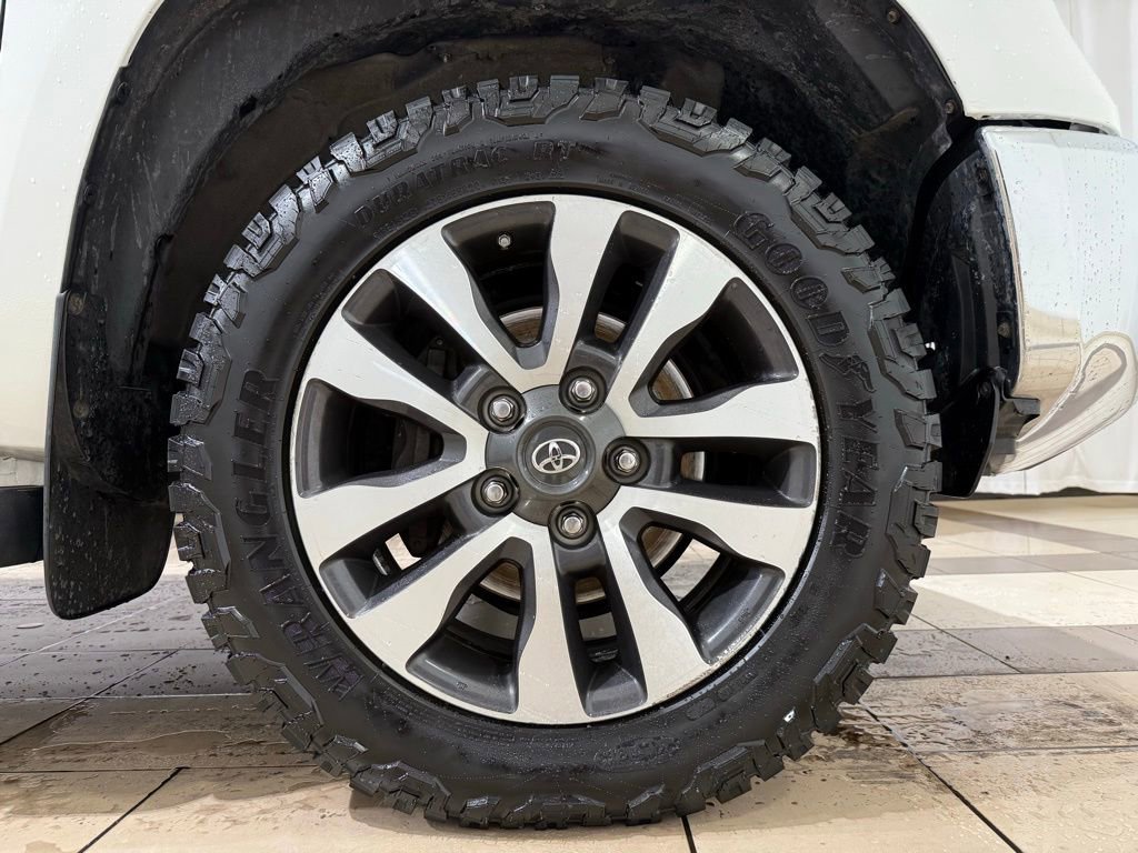 Used 2018 Toyota Tundra Limited image 9