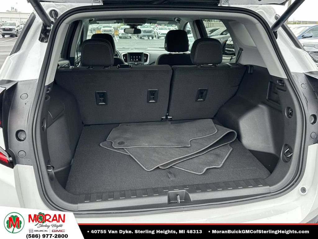 Certified 2023 GMC Terrain SLE w/ Driver Convenience Package AWD/4WD image 10