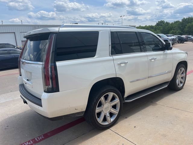 Used 2015 Cadillac Escalade Luxury AWD/4WD image 5