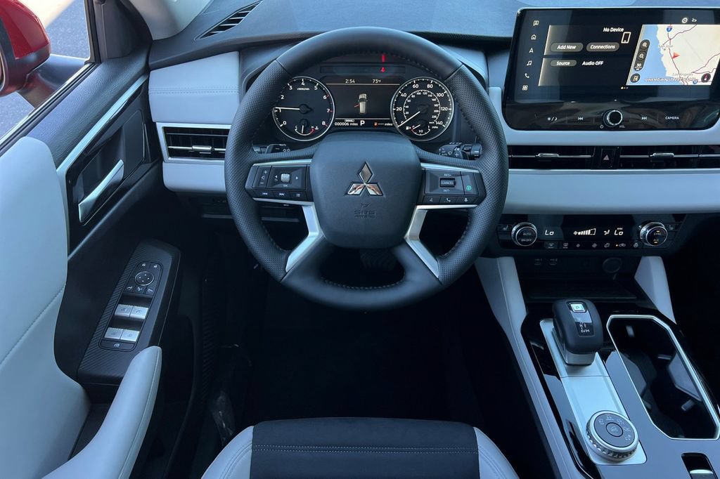New 2026 Mitsubishi Outlander SE FWD image 15