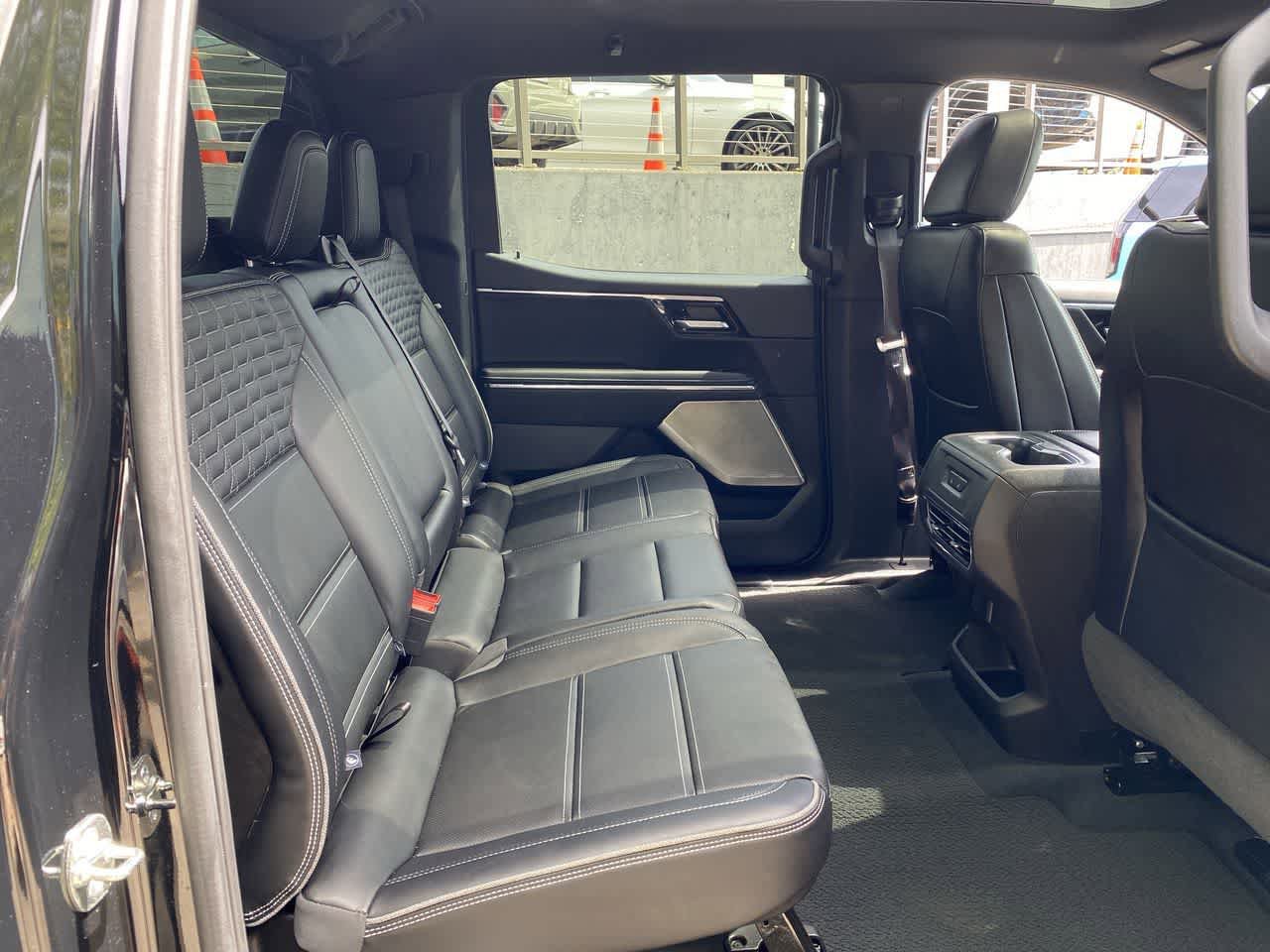 Used 2025 GMC Sierra EV Denali AWD/4WD image 17