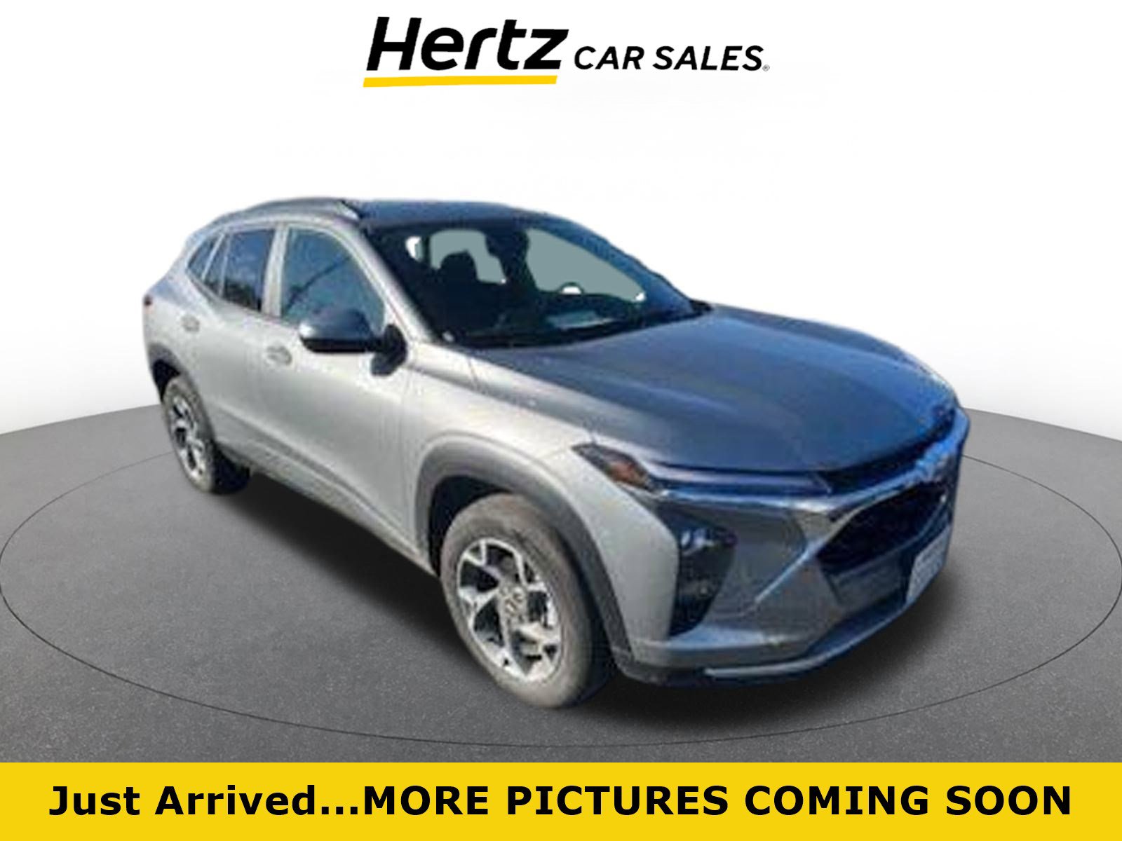 Used 2025 Chevrolet Trax LT