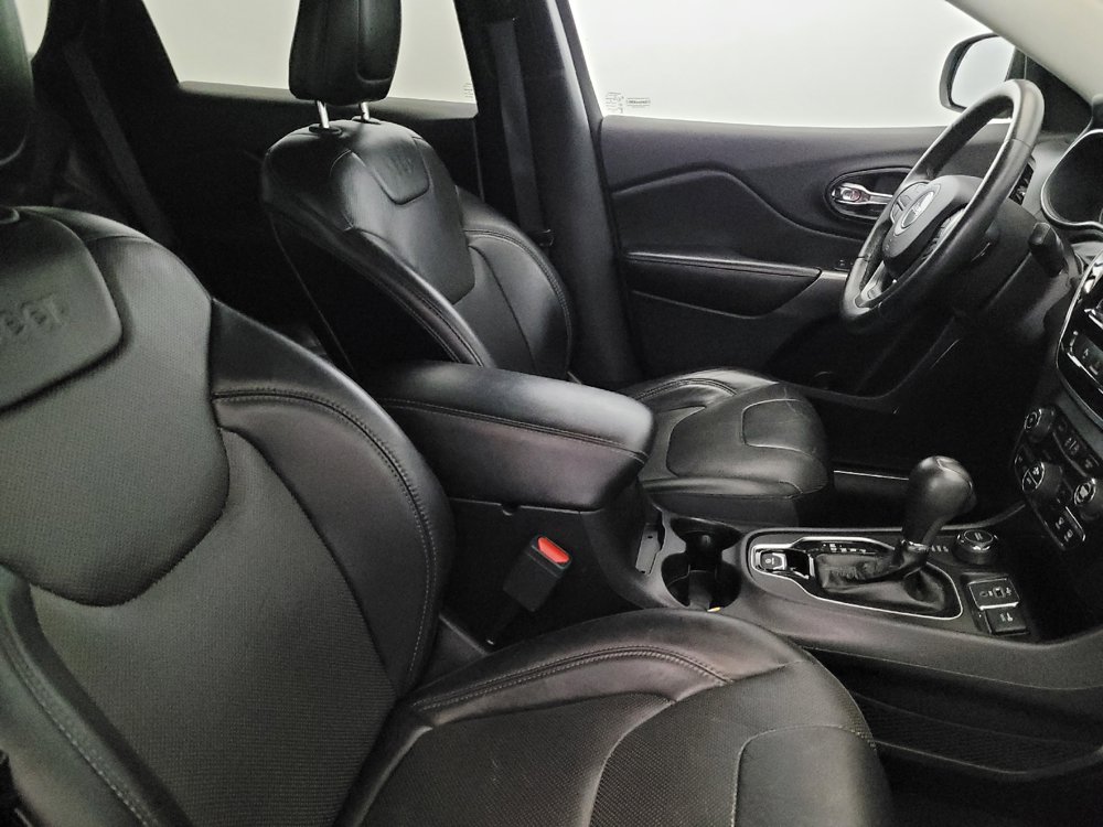 Used 2019 Jeep Cherokee Limited AWD/4WD image 21
