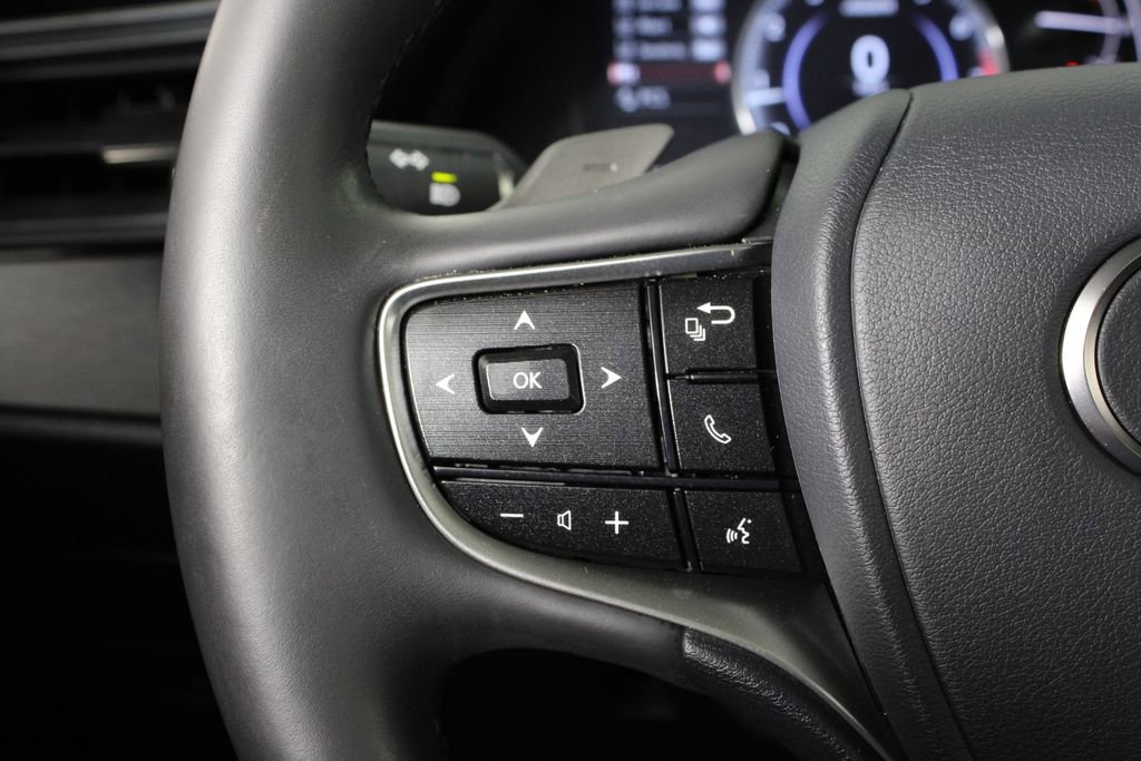 Used 2023 Lexus ES 250 w/ Premium Package image 25