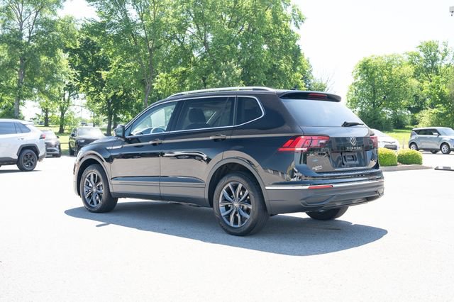 Certified 2023 Volkswagen Tiguan SE FWD image 4