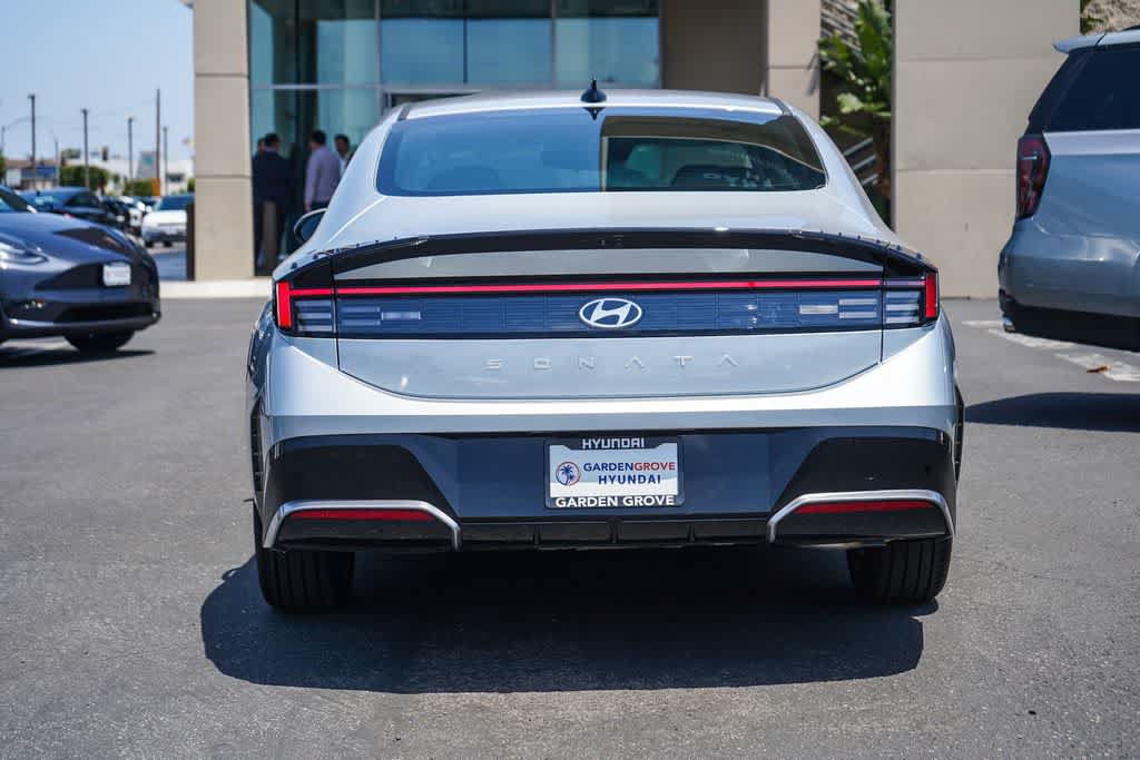 New 2026 Hyundai Sonata SEL FWD image 5