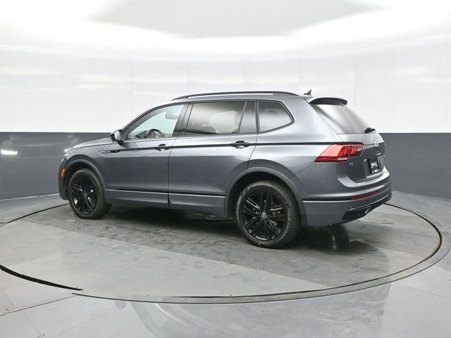 Used 2022 Volkswagen Tiguan SE R-Line image 5