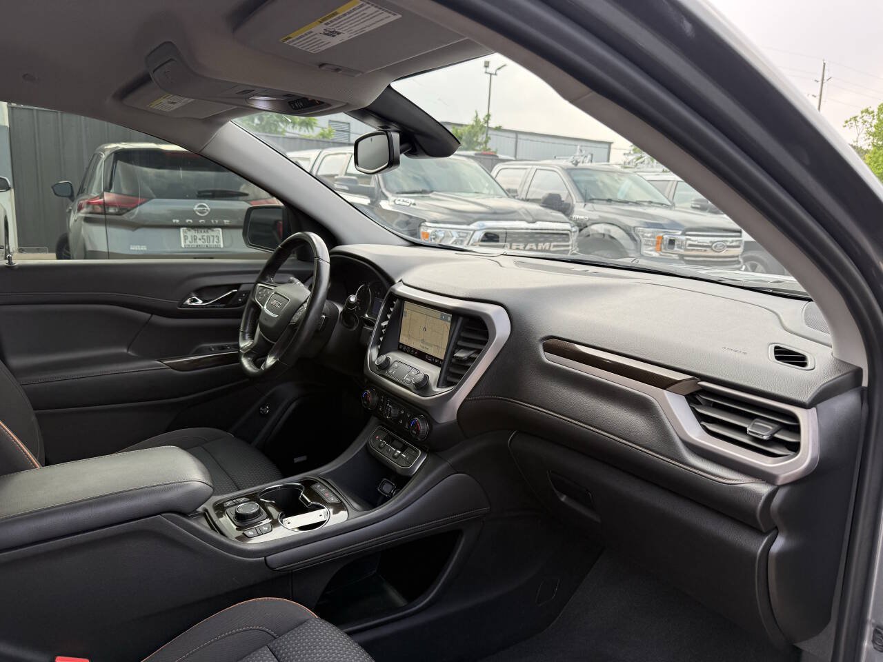 Used 2021 GMC Acadia AT4 AWD/4WD image 9