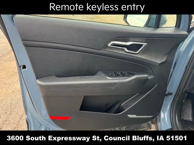Used 2026 Kia Sportage S AWD/4WD image 15