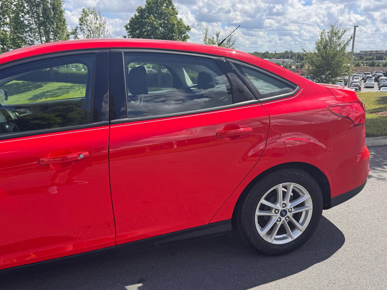 Used 2016 Ford Focus SE FWD image 10