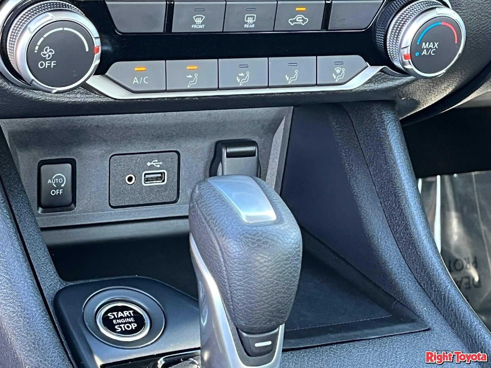 Used 2024 Nissan Sentra S FWD image 29