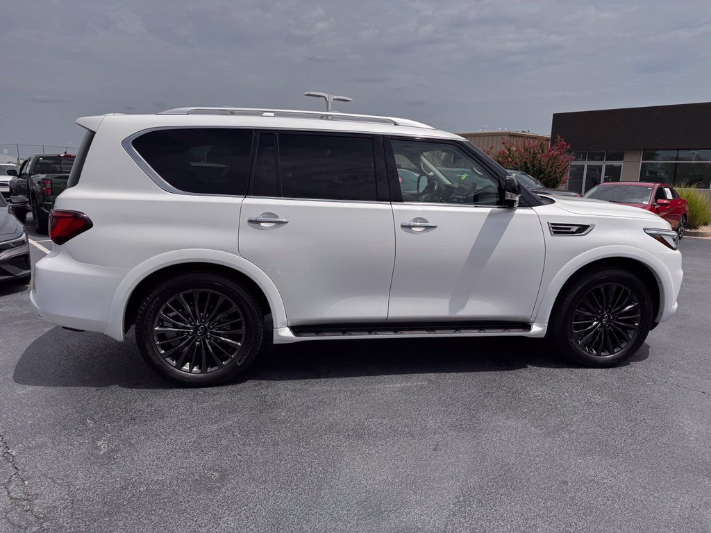 Used 2022 INFINITI QX80 Premium Select w/ All-Season Package AWD/4WD image 6