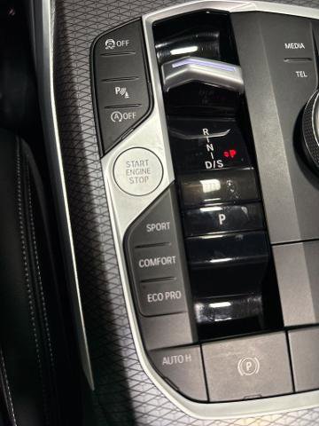 Used 2025 BMW 330i xDrive Sedan w/ Premium Package image 30