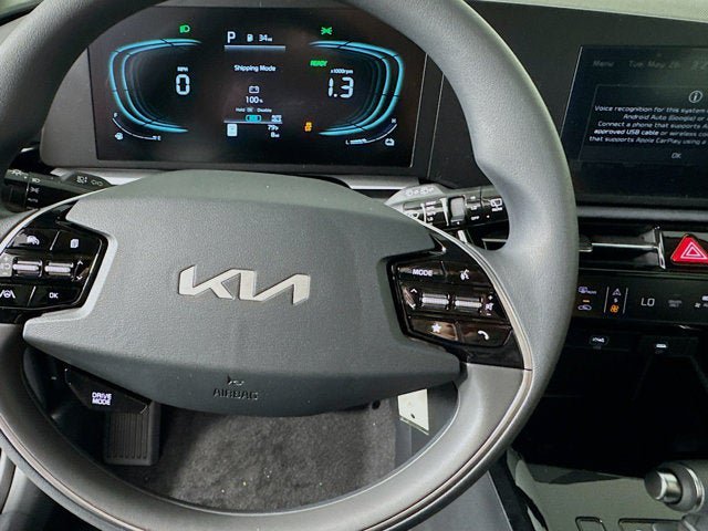 New 2026 Kia Niro LX FWD image 13