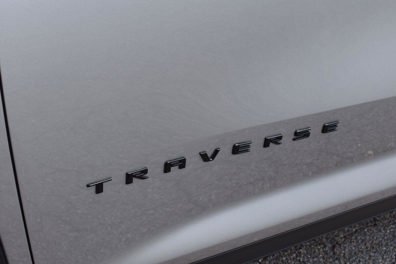 Used 2025 Chevrolet Traverse Z71 w/ Driver Confidence Package AWD/4WD image 5