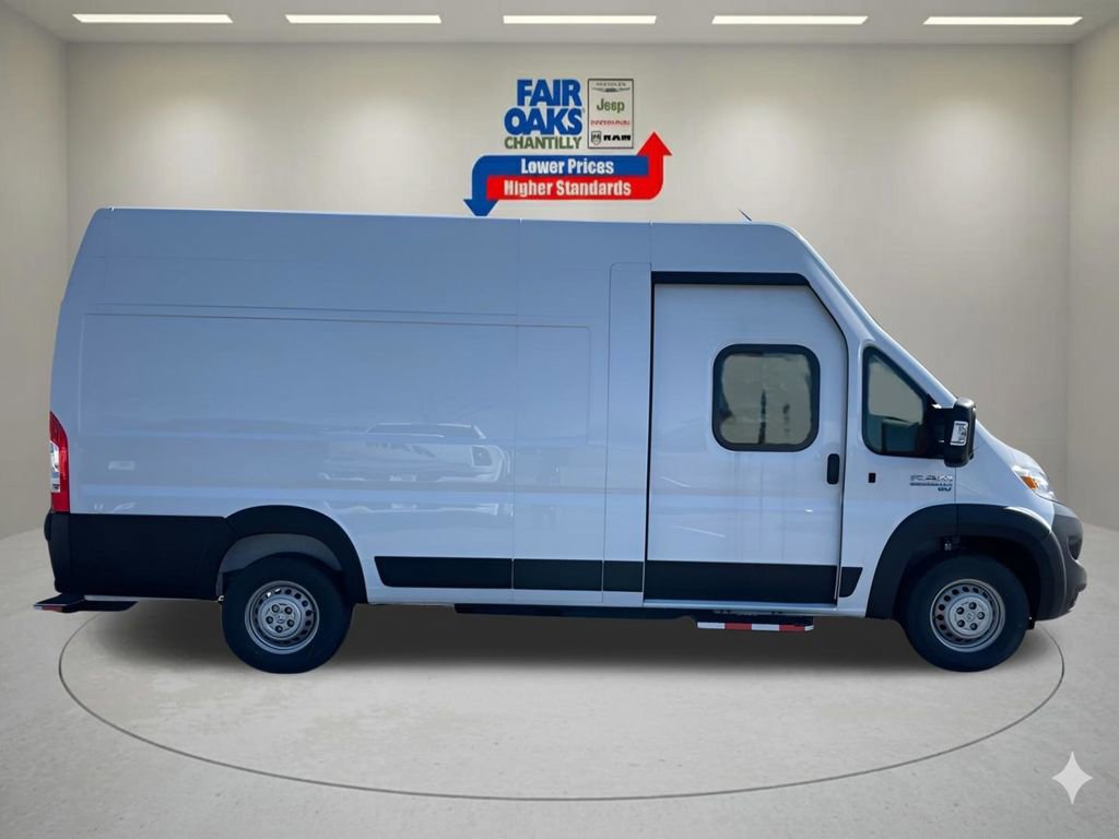 New 2024 RAM ProMaster 3500 w/ Delivery Van Package FWD image 9