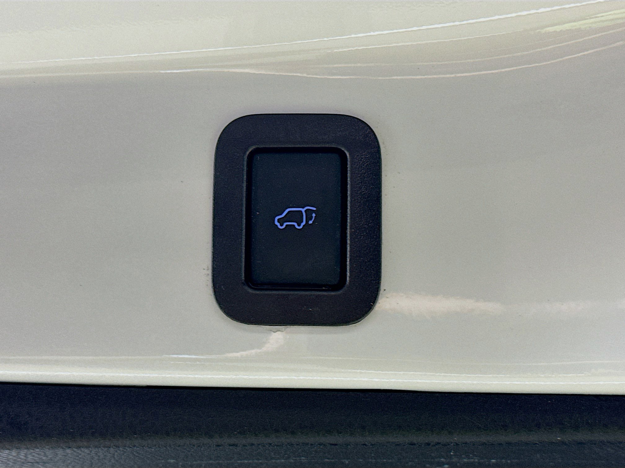 Used 2018 Toyota Highlander XLE FWD image 31