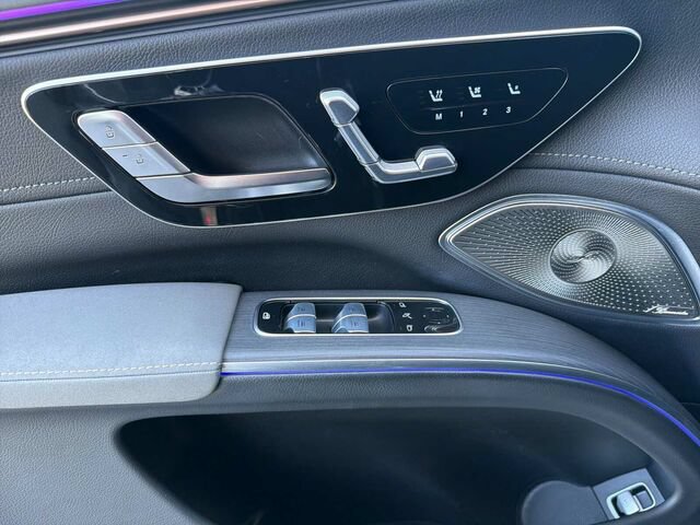 Certified 2023 Mercedes-Benz EQS 580 4MATIC SUV image 13
