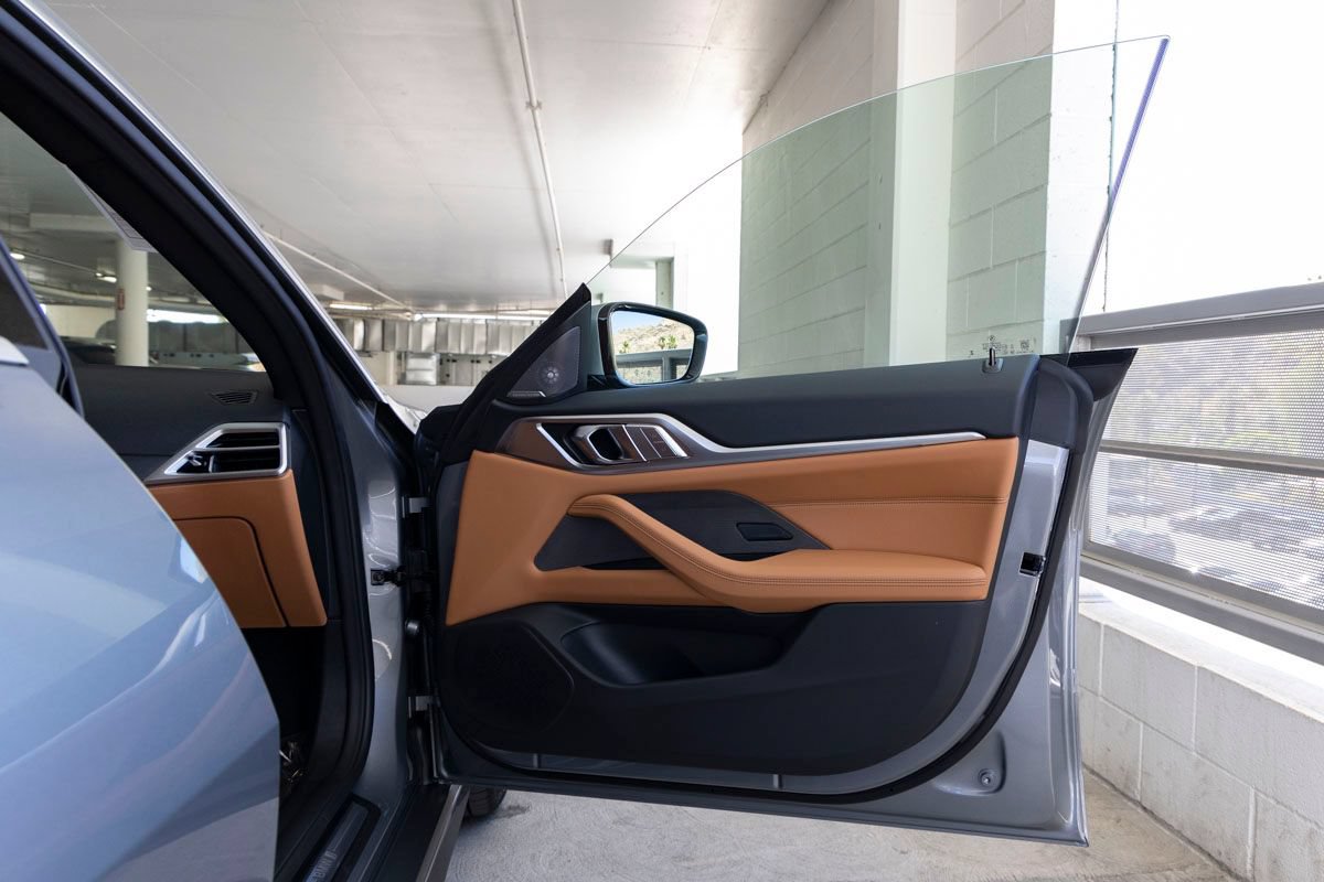 New 2026 BMW i4 eDrive40 w/ Premium Package RWD image 27