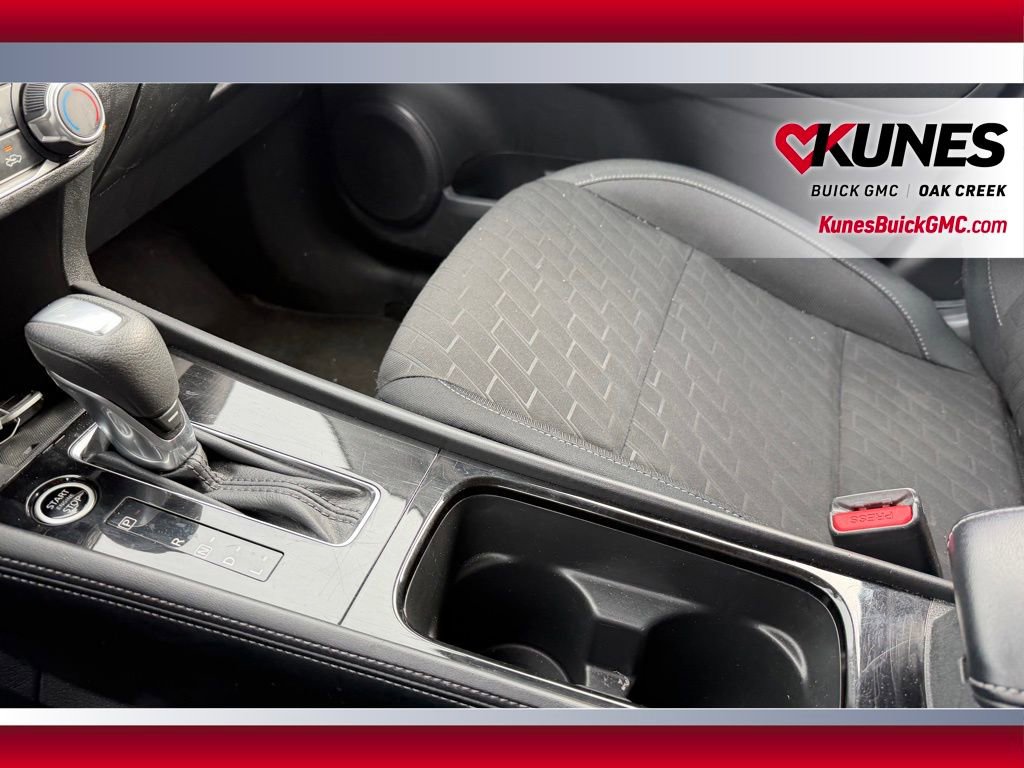 Used 2024 Nissan Kicks SV image 15