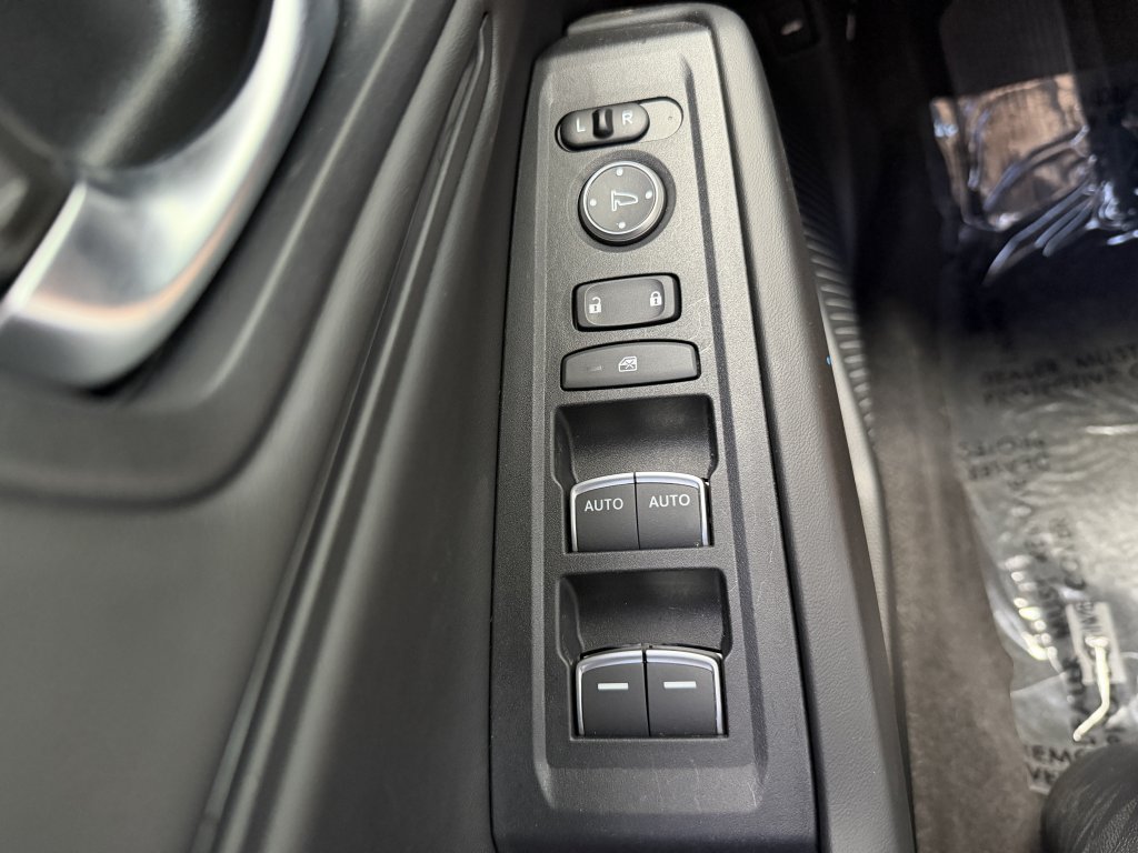 Used 2025 Honda Accord SE image 25