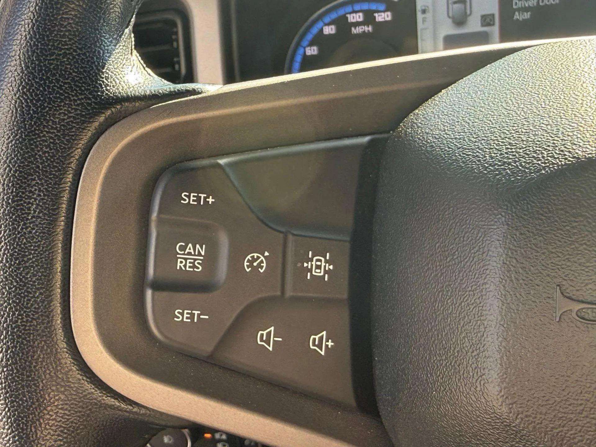 Used 2023 Ford Bronco Outer Banks w/ Sasquatch Package image 32