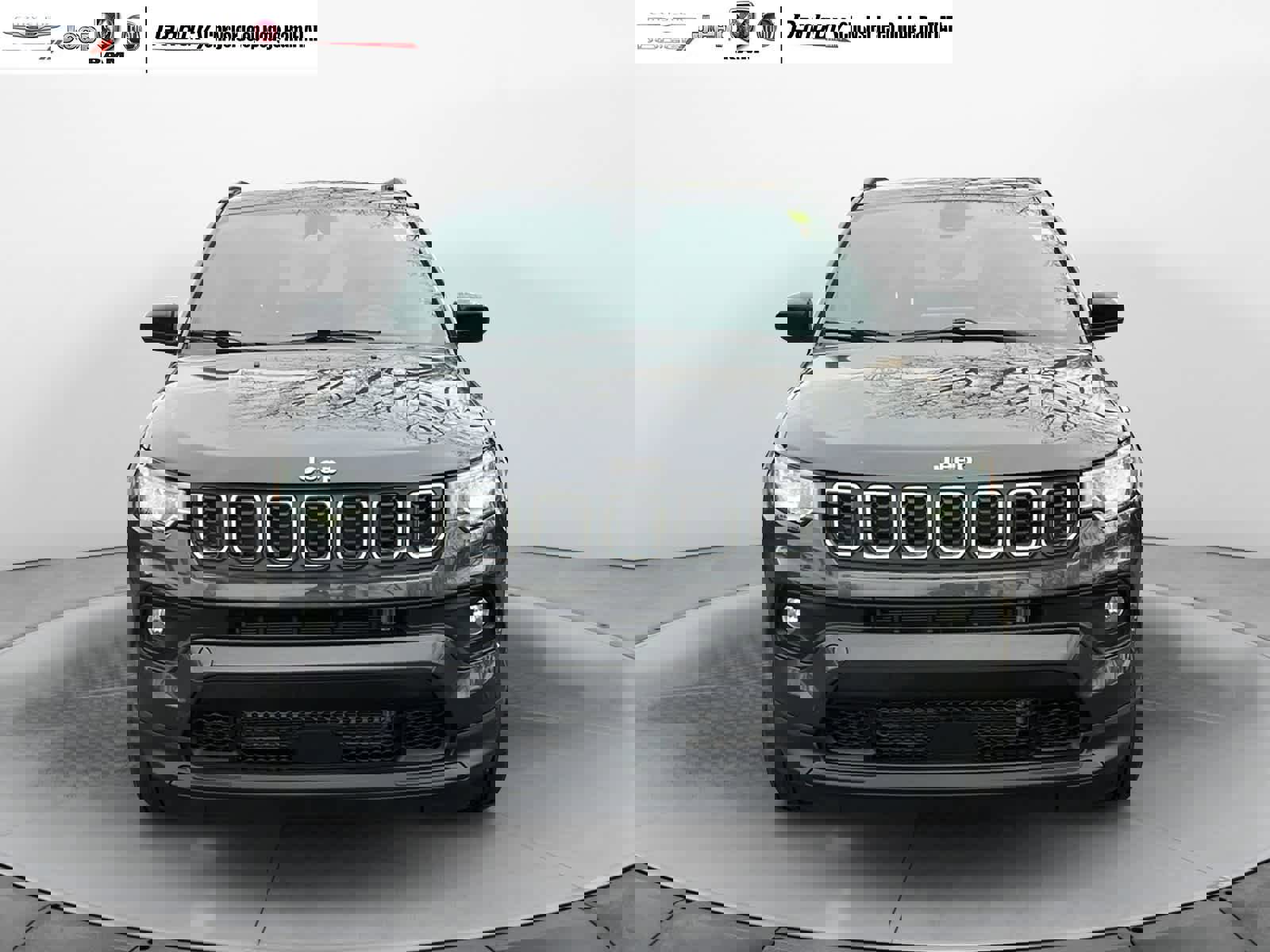 Used 2024 Jeep Compass Latitude image 3