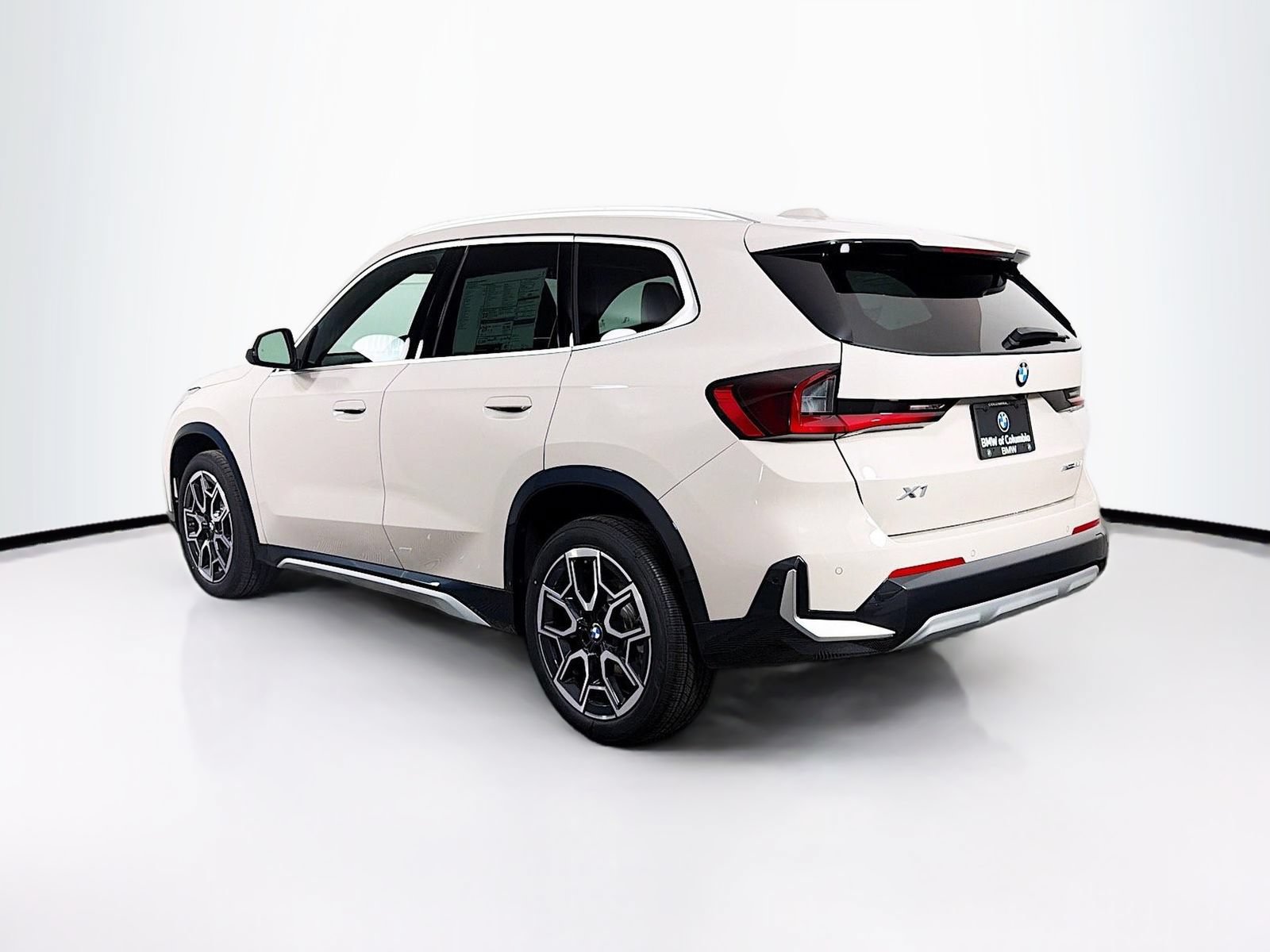 New 2026 BMW X1 xDrive28i w/ Convenience Package AWD/4WD image 5