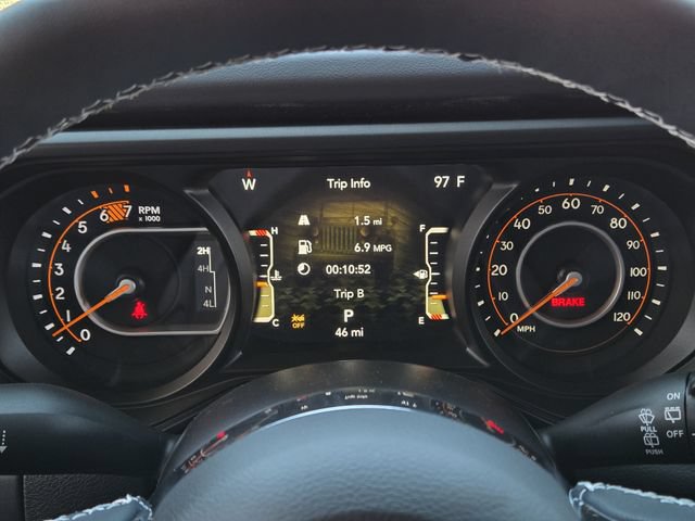 New 2026 Jeep Wrangler Unlimited Rubicon w/ Rockslide Package AWD/4WD image 12