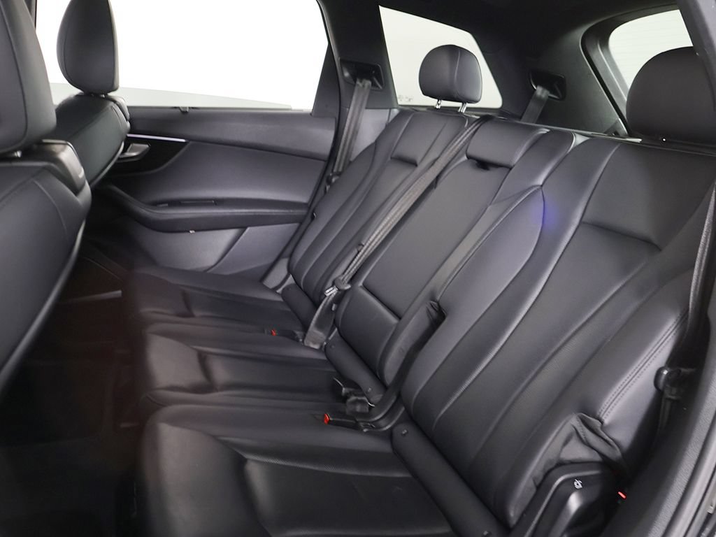 Used 2023 Audi Q7 2.0T Premium Plus w/ Premium Plus Package AWD/4WD image 37