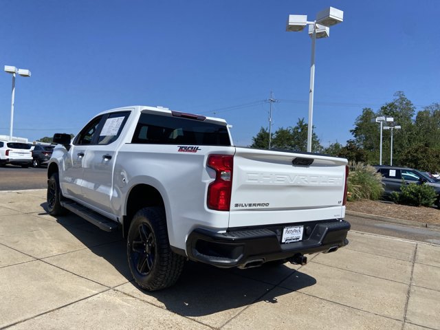 Used 2023 Chevrolet Silverado 1500 LT Trail Boss w/ Protection Package AWD/4WD image 9