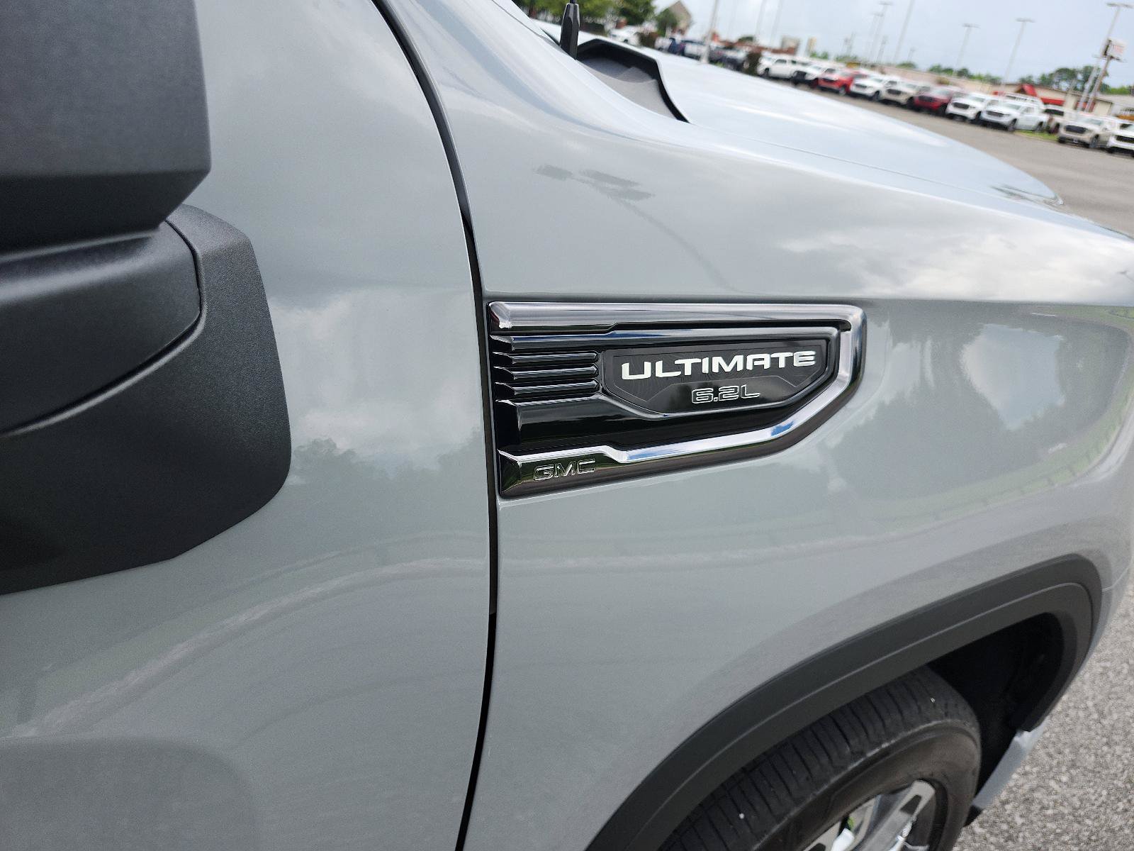 Used 2025 GMC Sierra 1500 Denali Ultimate AWD/4WD image 7