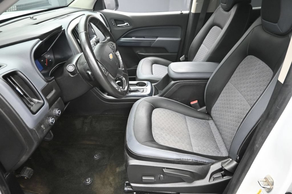 Used 2017 Chevrolet Colorado Z71 AWD/4WD image 15